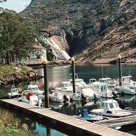 Atico Puerto Mar * O Pindo