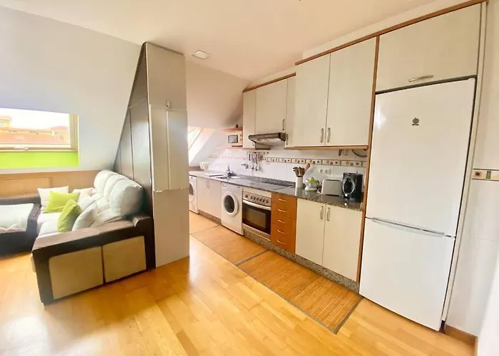 Atico Puerto Mar Daire O Pindo